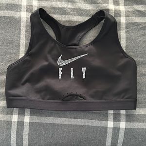 Nike Swoosh Maximum support sports bra